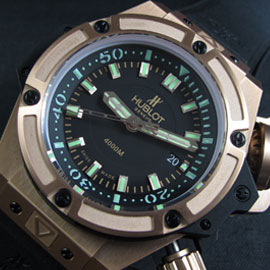 販売促進中 HUBLOT KING POWER  オーシャノグラフィック 4000 自動巻き ブラック文字盤 2重夜光 カレンダー